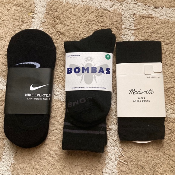 Nike Everyday Black Ankle No Shoe Socks & Madewell Sheer Ankle Womens Bombas M - Picture 1 of 10